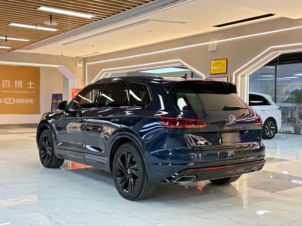 Volkswagen Touareg 2023 из CN, фото 2