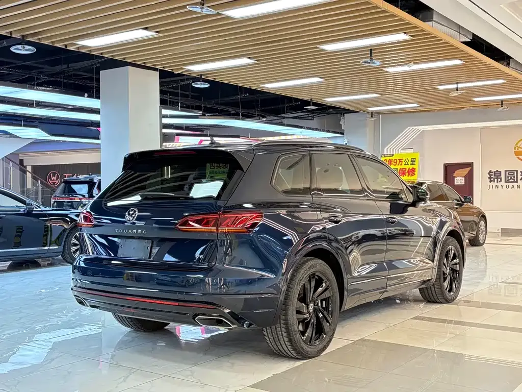 Volkswagen Touareg 2023 из CN, фото 8