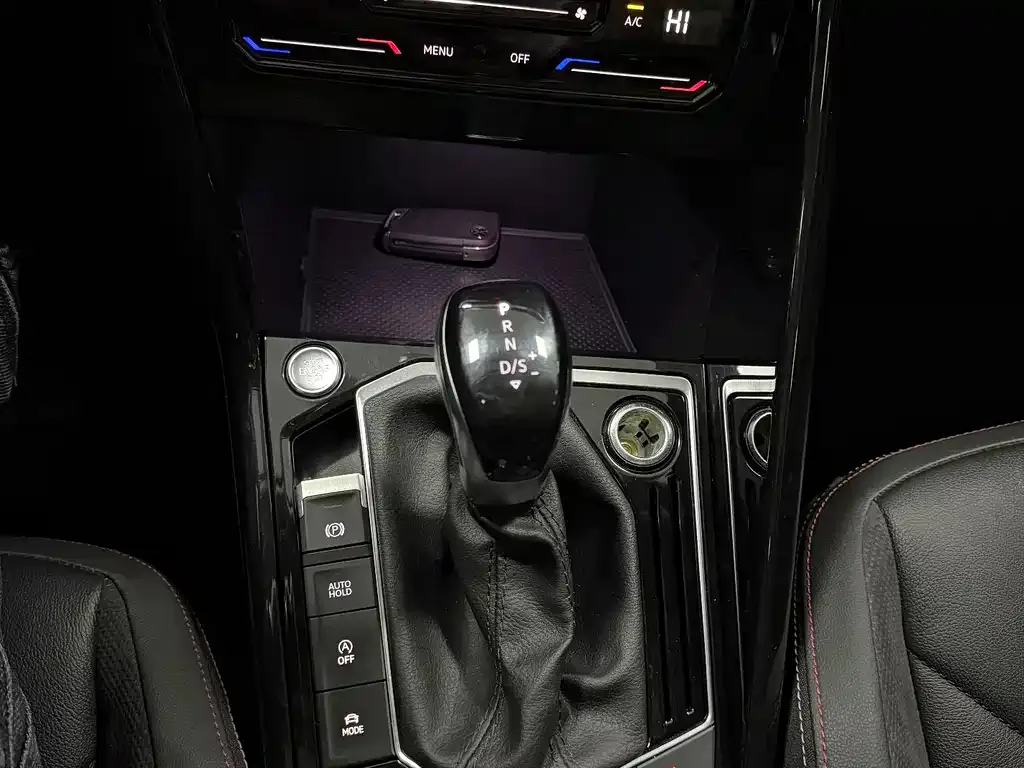 Volkswagen Tayron 2022 из CN, фото 7