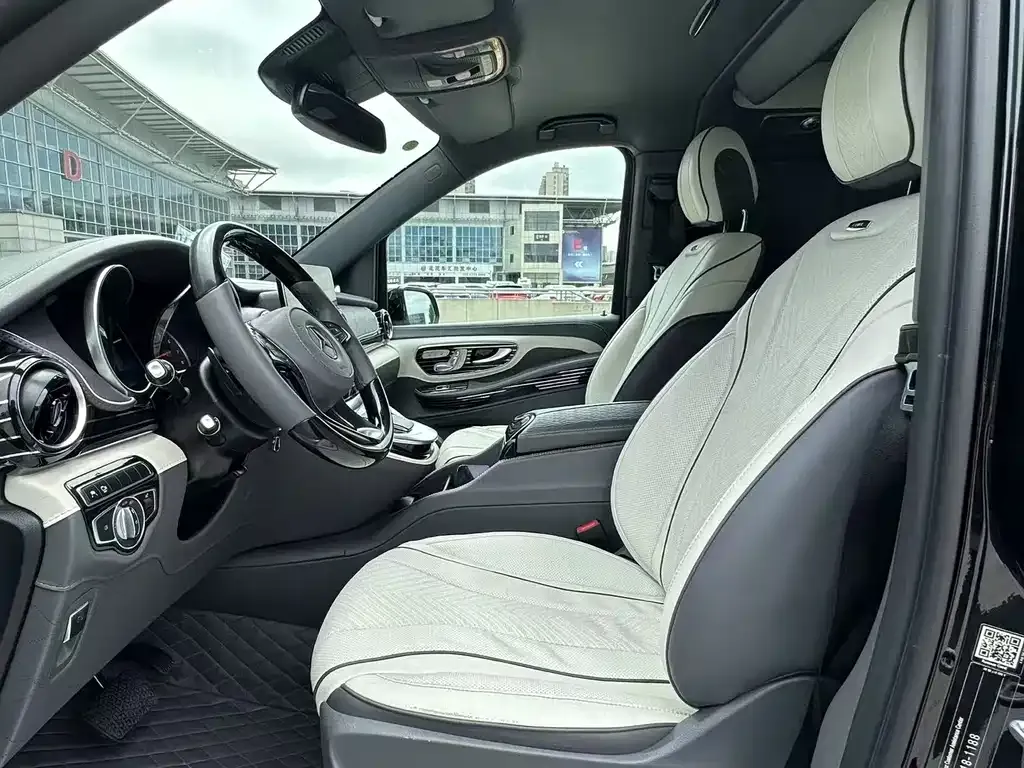 Mercedes-Benz V-Class 2022 из CN, фото 10