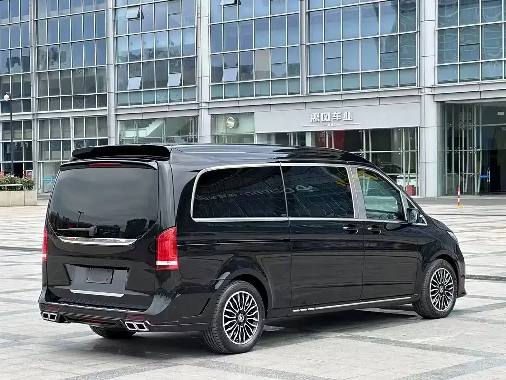 Mercedes-Benz V-Class 2022 из CN, фото 4