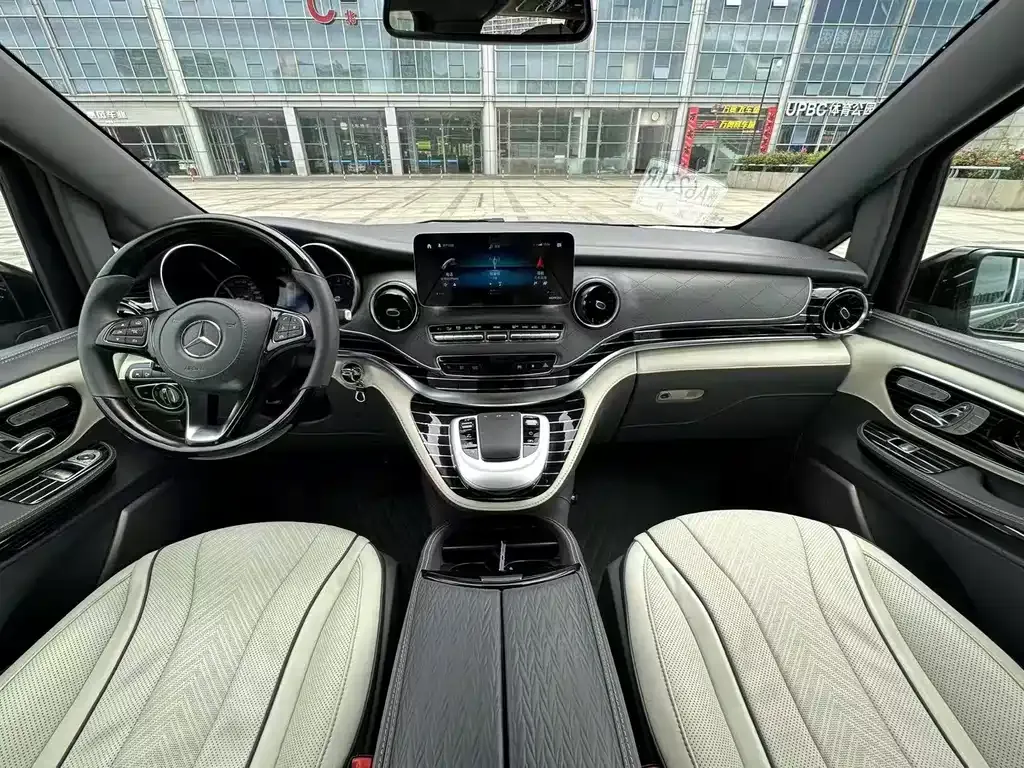 Mercedes-Benz V-Class 2022 из CN, фото 9