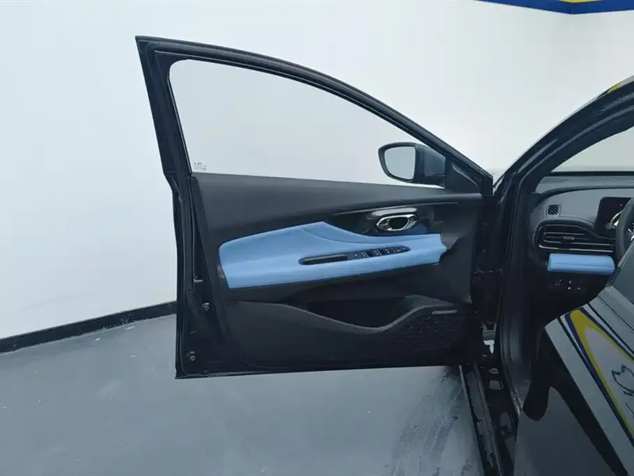 GAC Motor Shadow Leopard — фото 3