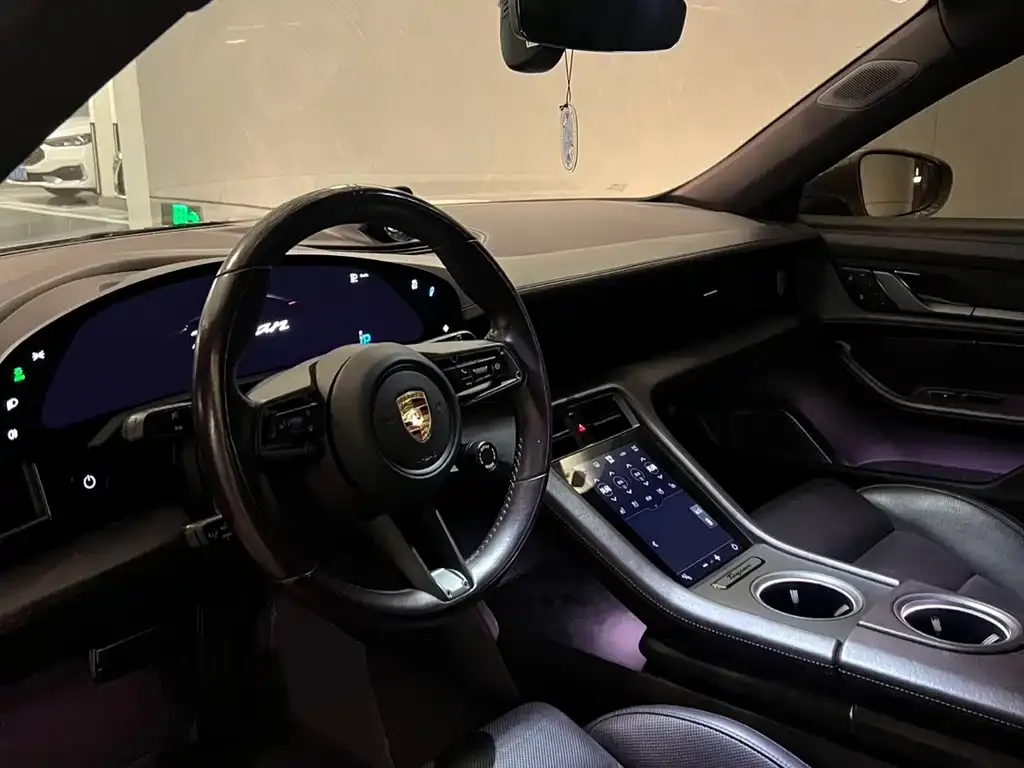 Porsche Taycan 2023 из CN, фото 2