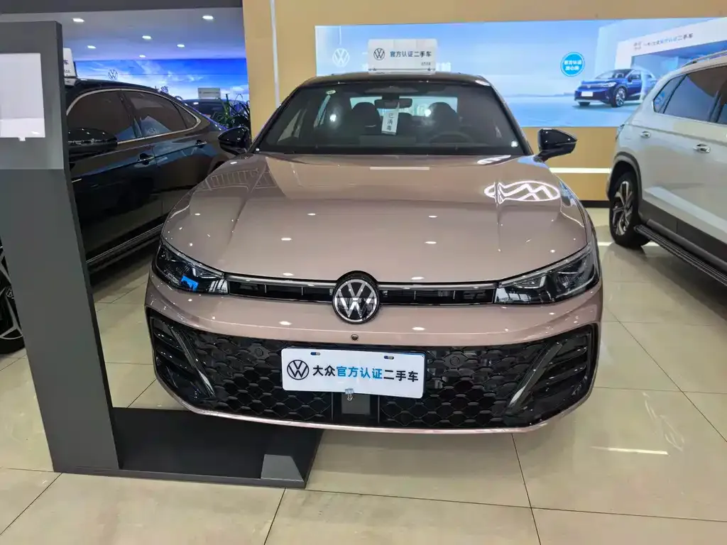 Volkswagen Passat — фото 3