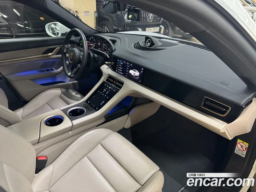 Porsche Taycan 2024 из KR, фото 6