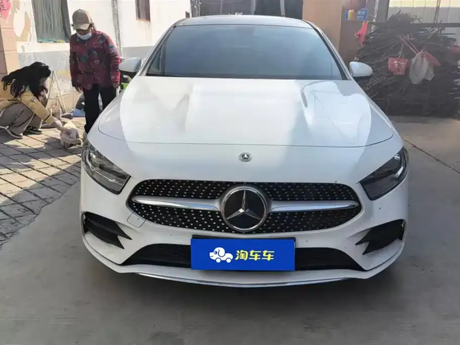 Mercedes-Benz A-Class 2023 из CN, фото 2