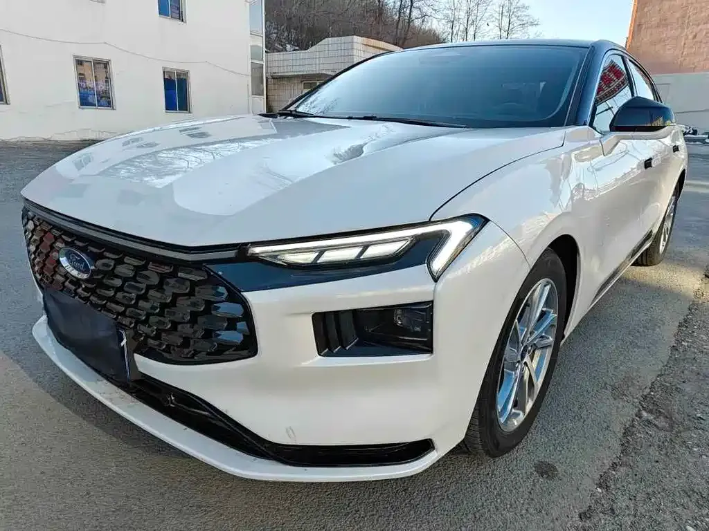 Ford Mondeo 2023 из CN, фото 1