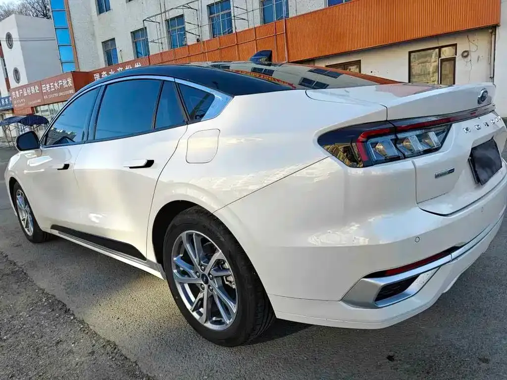 Ford Mondeo 2023 из CN, фото 9