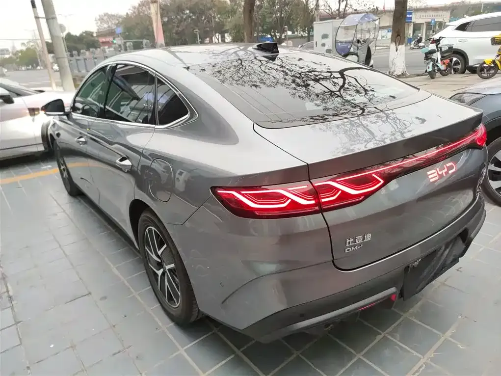 BYD Qin L — фото 6