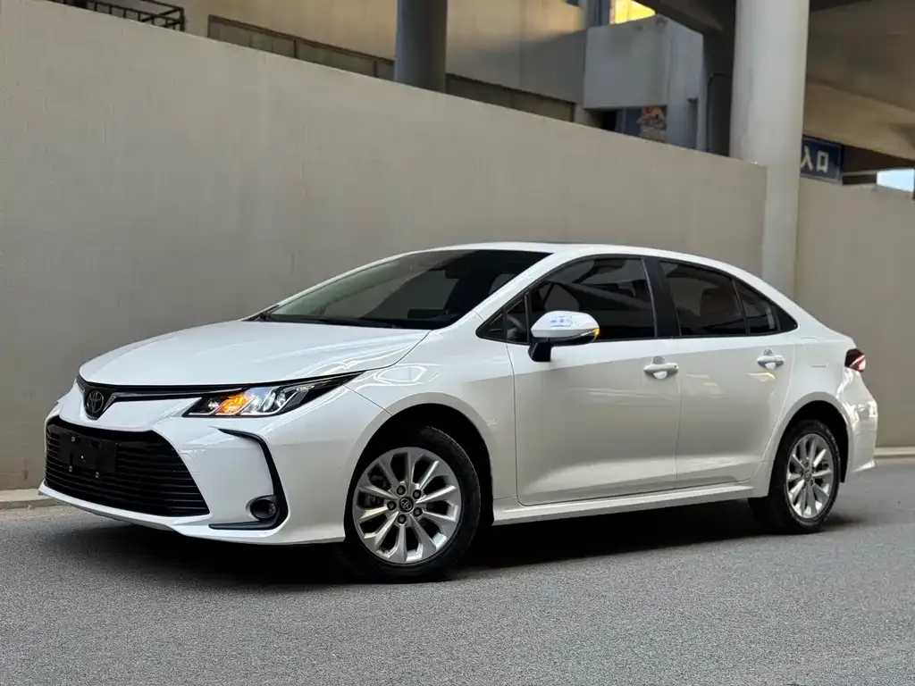 Toyota Corolla 2021 из CN, фото 1
