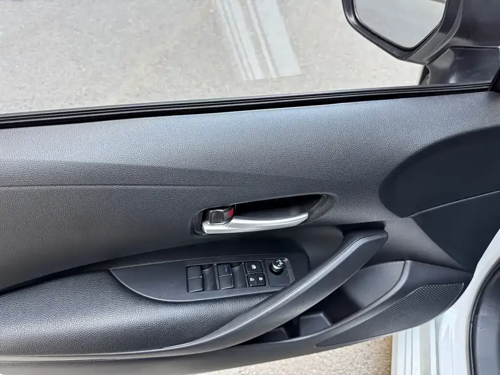 Toyota Corolla 2021 из CN, фото 7