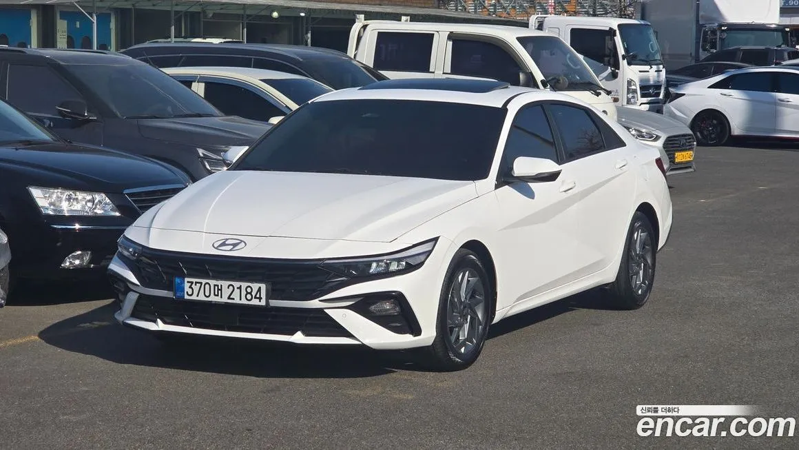 Hyundai AVANTE 2024 из KR, фото 1