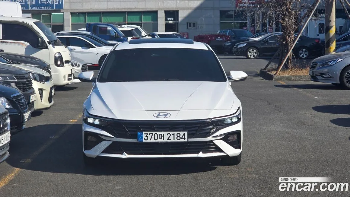 Hyundai AVANTE 2024 из KR, фото 2