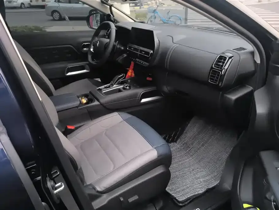 Citroen C5 AIRCROSS 2025 из CN, фото 2
