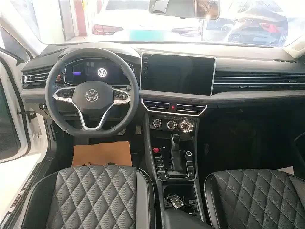 Volkswagen Sagitar 2024 из CN, фото 2