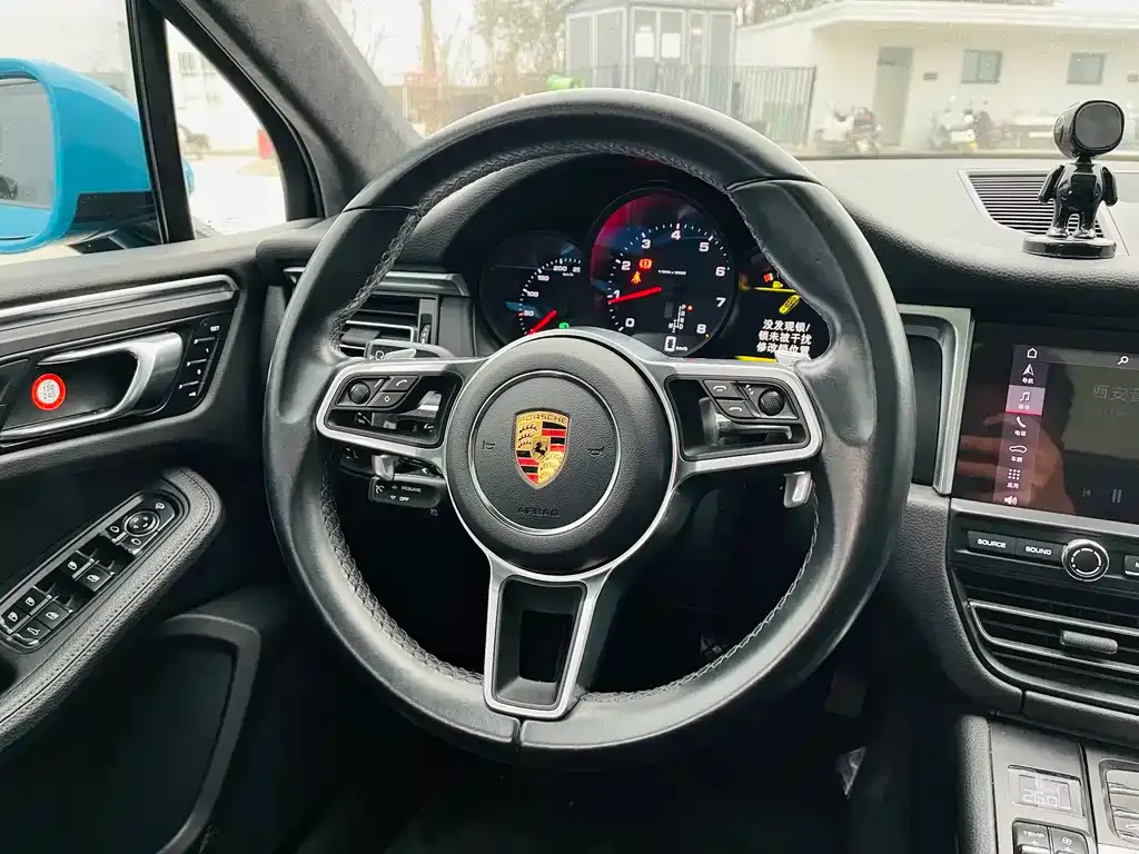 Porsche Macan 2022 из CN, фото 3