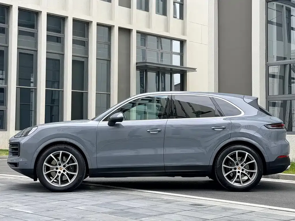 Porsche Cayenne 2025 из CN, фото 9