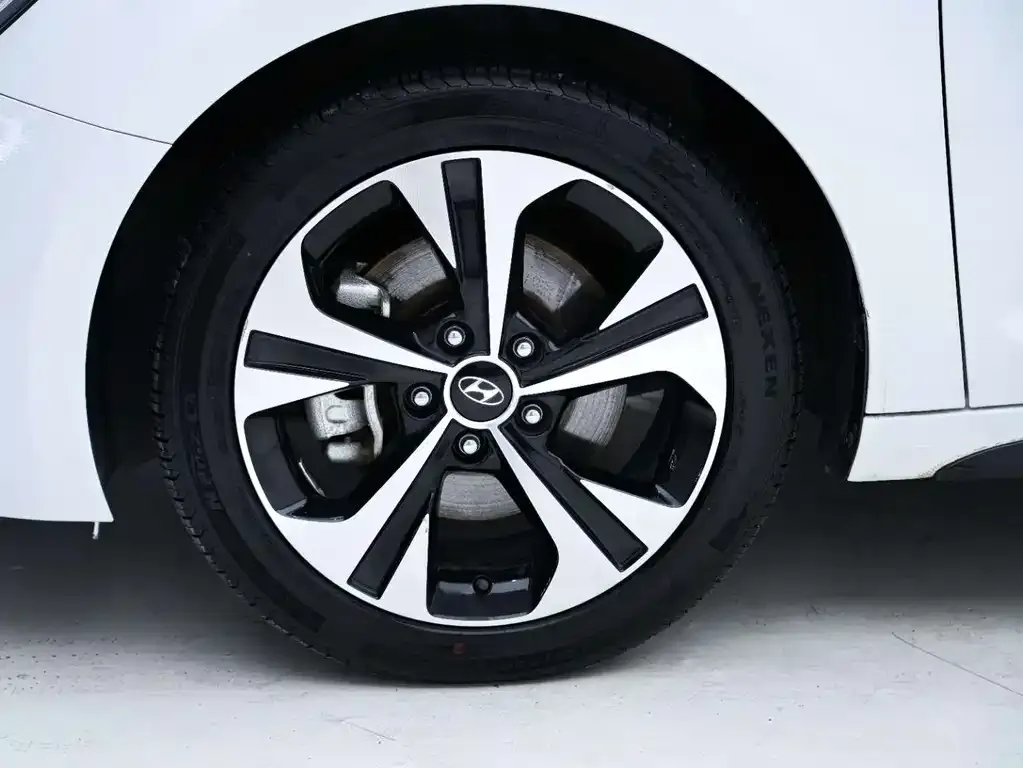 Hyundai Fista 2021 из CN, фото 3