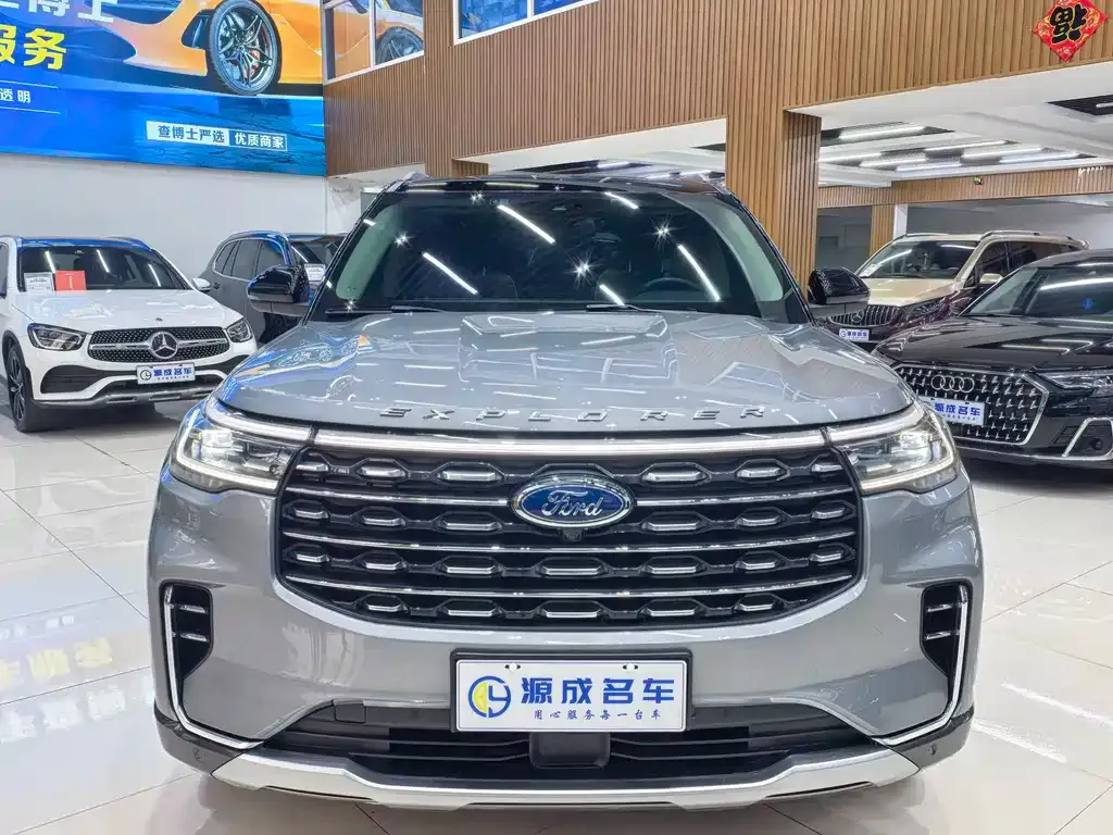 Ford Explorer 2023 из CN, фото 8
