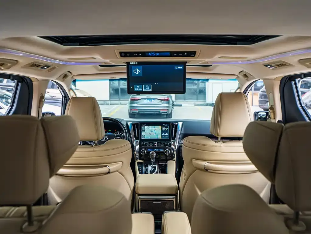 Toyota Vellfire 2021 из CN, фото 6