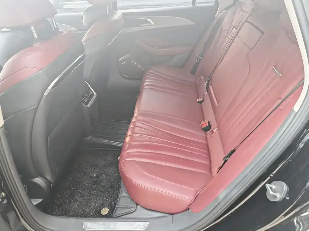 Hongqi H5 2024 из CN, фото 2