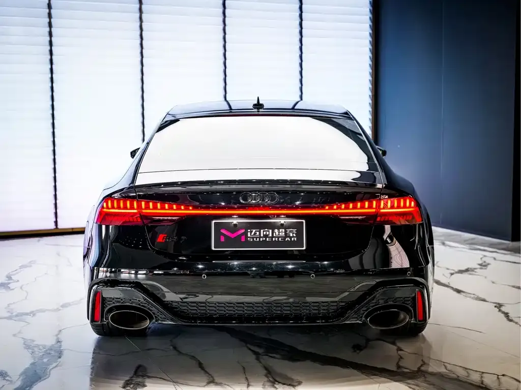 Audi RS 7 2023 из CN, фото 3