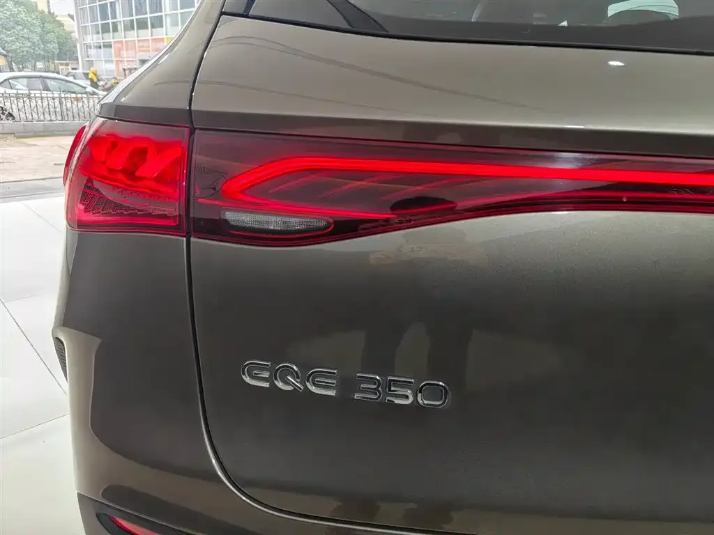 Mercedes-Benz EQE SUV 2023 из CN, фото 7