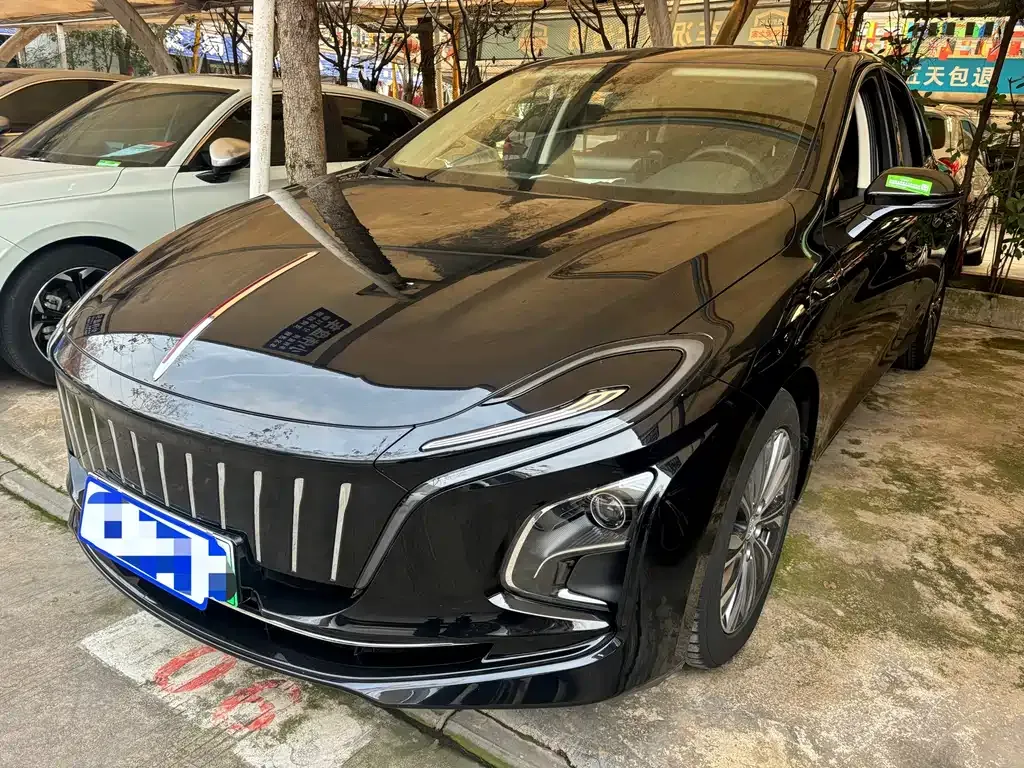 Hongqi E-QM5 2024 из CN, фото 1