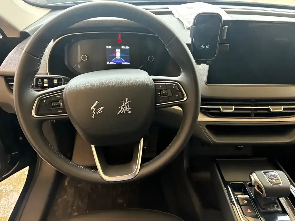 Hongqi E-QM5 2024 из CN, фото 2