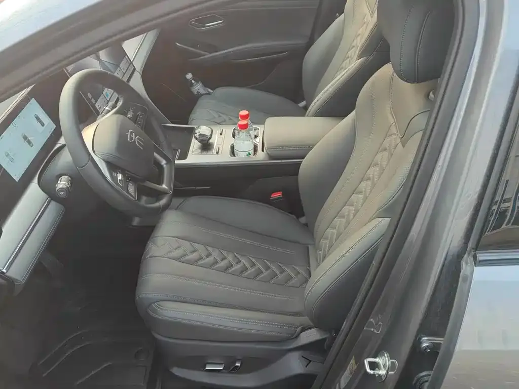 BYD L DM-i 2025 из CN, фото 2
