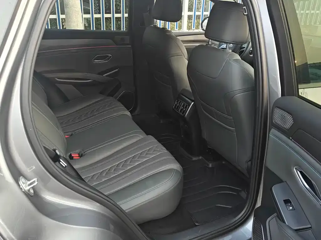 BYD L DM-i 2025 из CN, фото 3