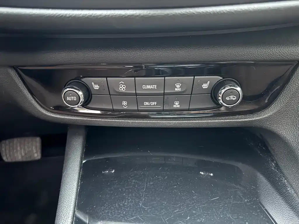 Buick Regal 2023 из CN, фото 5
