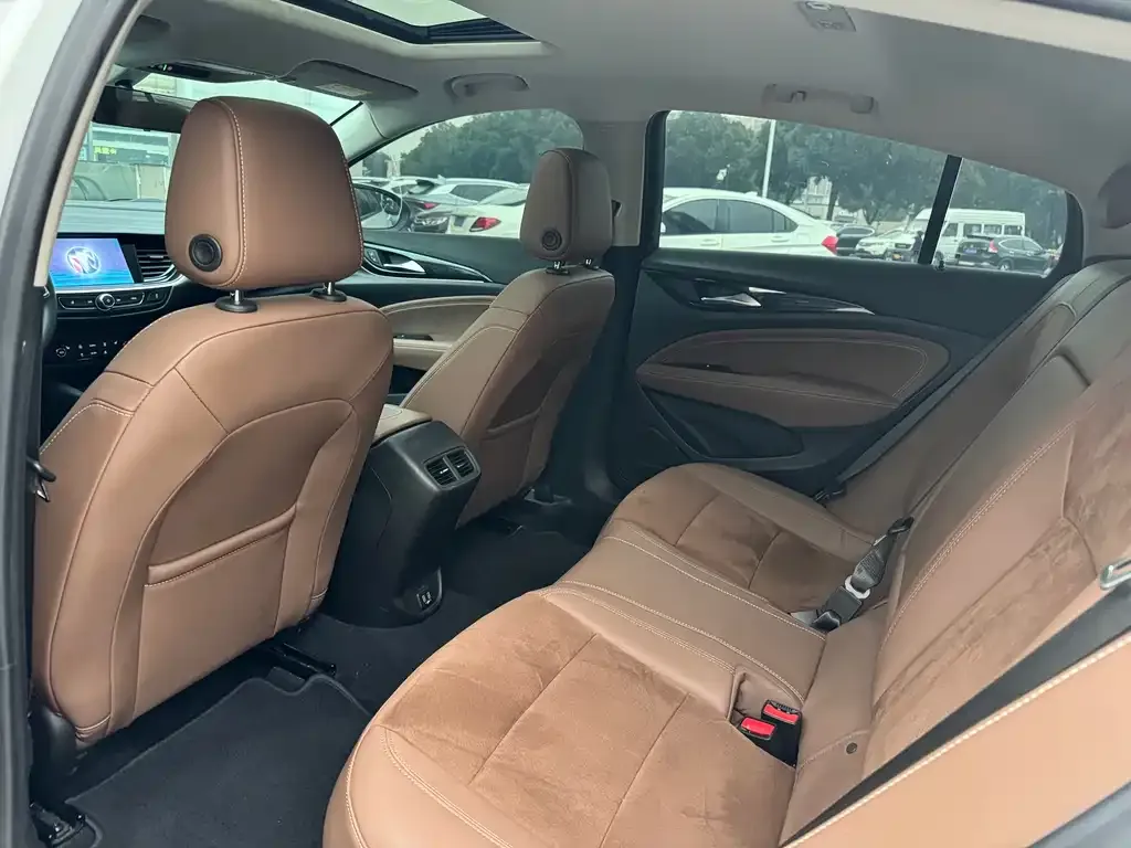 Buick Regal 2023 из CN, фото 10