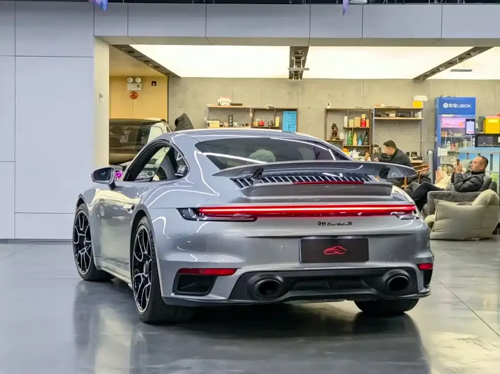 Porsche 911 2021 из CN, фото 6