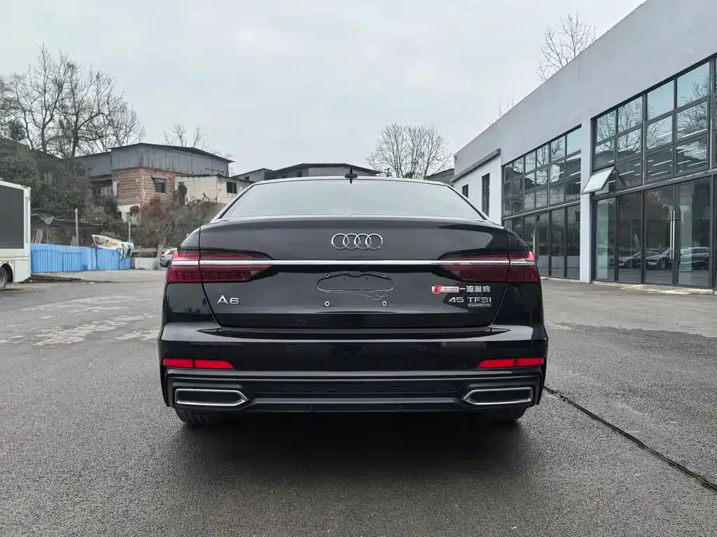 Audi A6L 2022 из CN, фото 10
