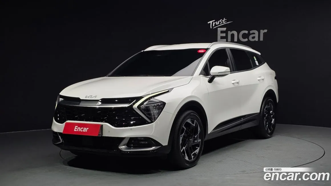 Kia Sportage — фото 1