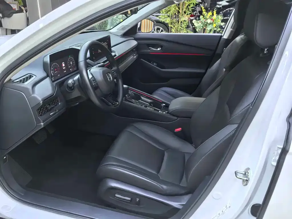 Honda Accord 2023 из CN, фото 7