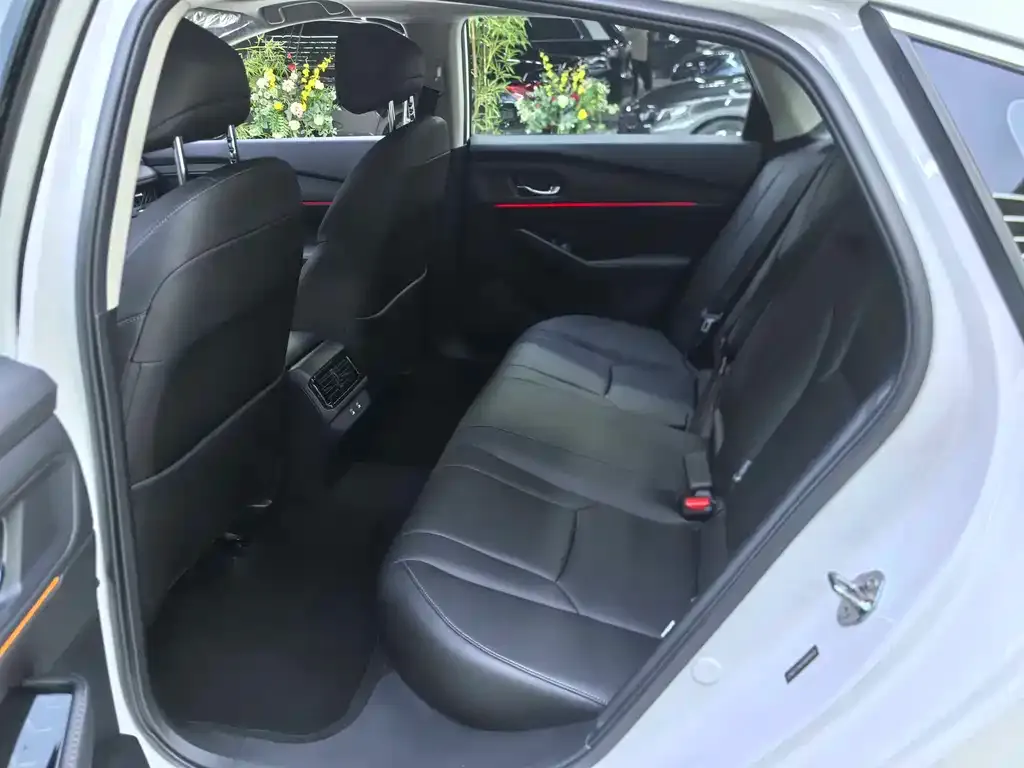 Honda Accord 2023 из CN, фото 5