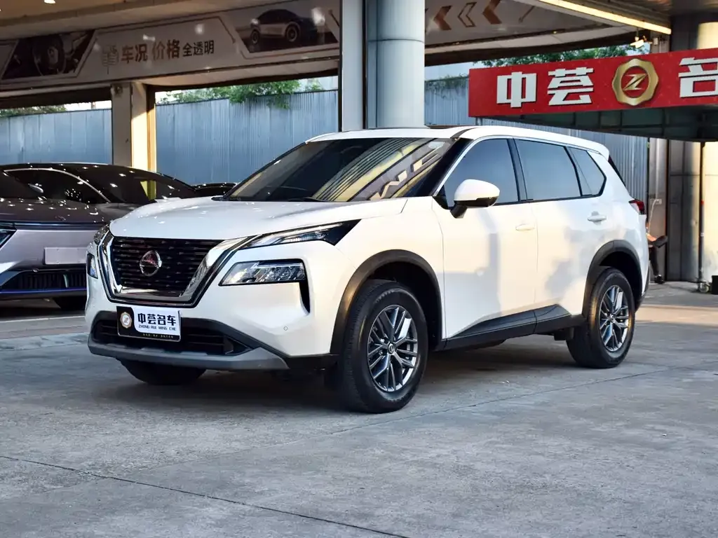 Nissan X-Trail 2021 из CN, фото 1