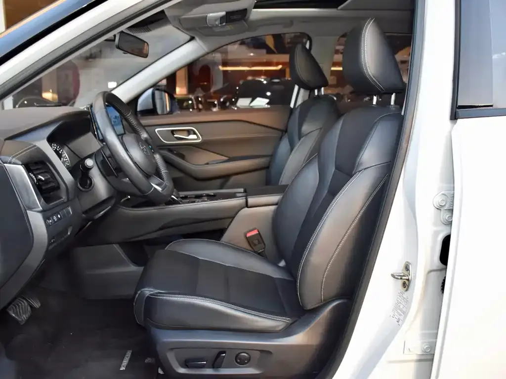 Nissan X-Trail 2021 из CN, фото 5