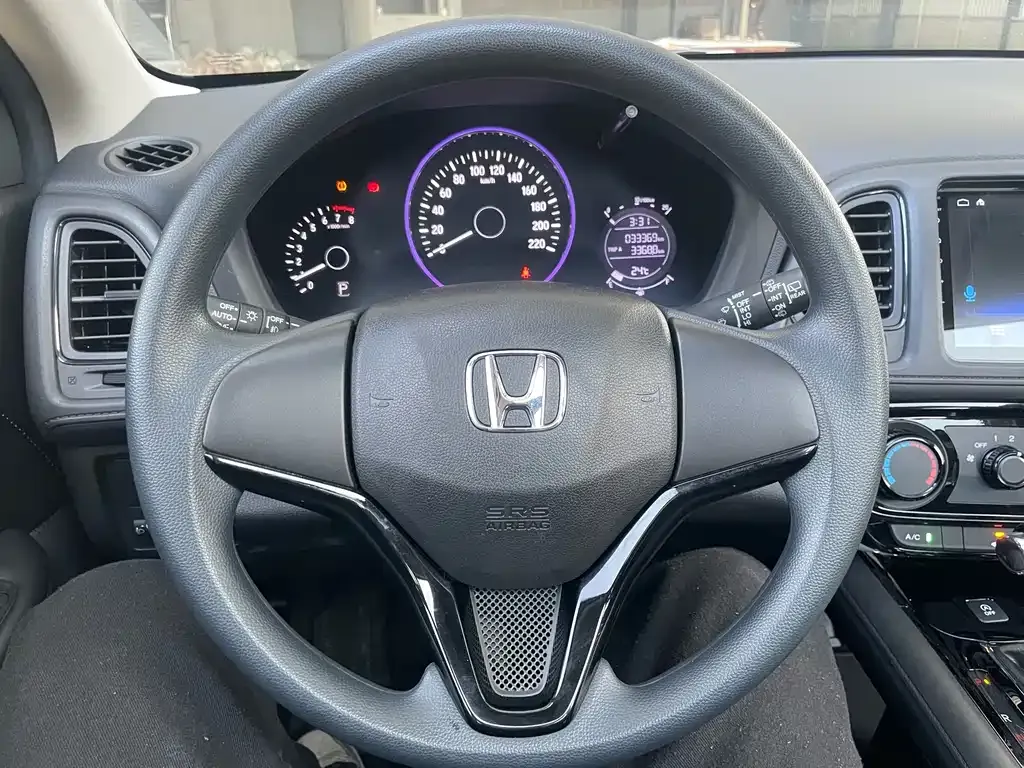 Honda Vezel 2021 из CN, фото 8