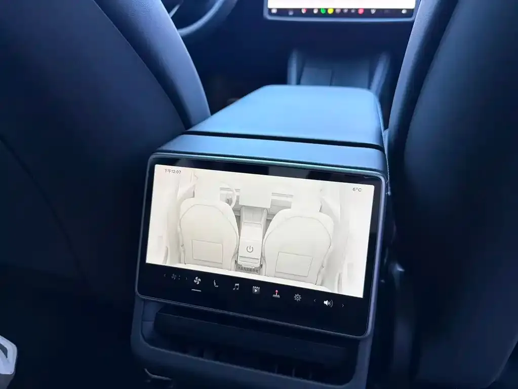 Tesla Model 3 2024 из CN, фото 2