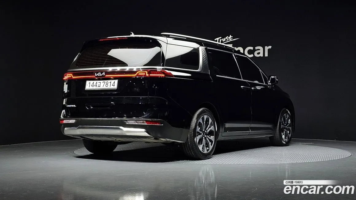 Kia Carnival — фото 2