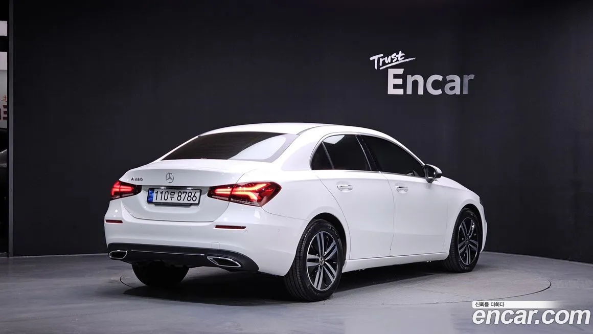 Mercedes-Benz A-Class — фото 6