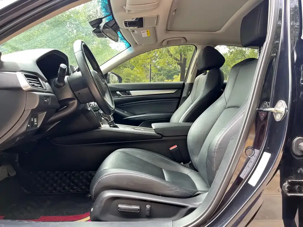 Honda Accord 2021 из CN, фото 10