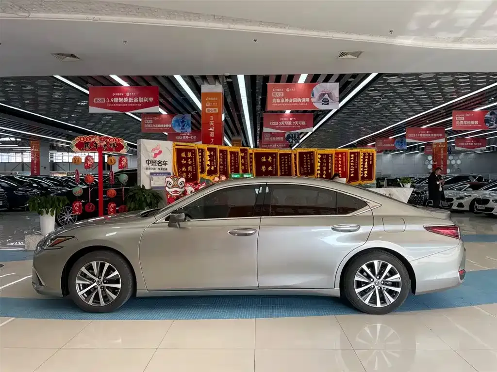 Lexus ES 2021 из CN, фото 9
