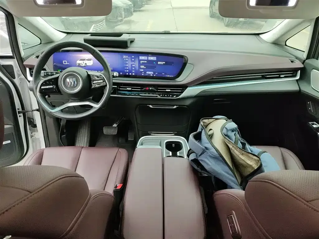 Buick Century 2025 из CN, фото 4