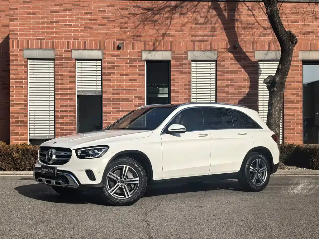 Mercedes-Benz GLC — фото 1