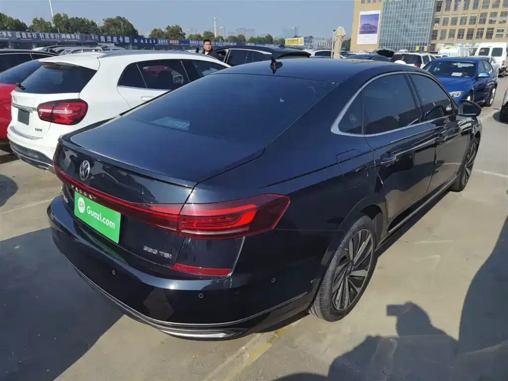 Volkswagen Passat 2022 из CN, фото 3